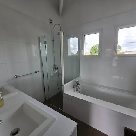 La Maison Blanche Bed & Breakfast